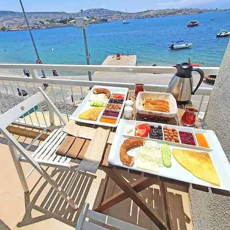 Hotel Midilli *