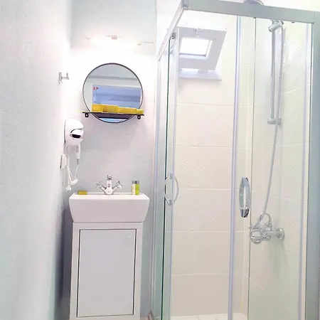 Midilli Hotel *