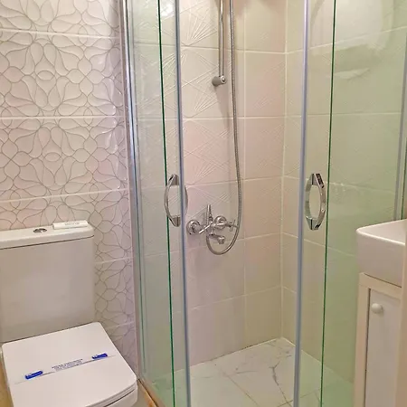 Hotel Midilli *