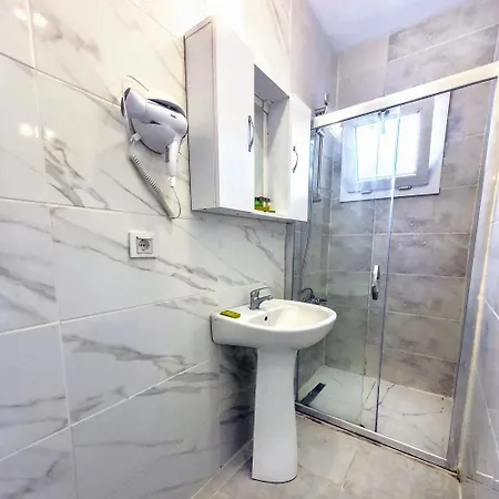 Hotel Midilli *