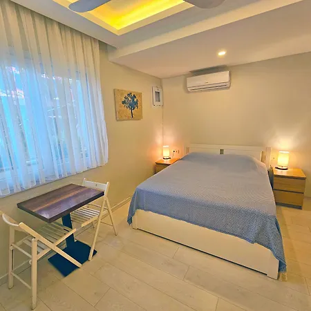 Midilli * フォチャ