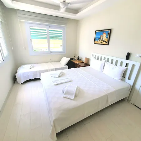Hotel Midilli 3*
