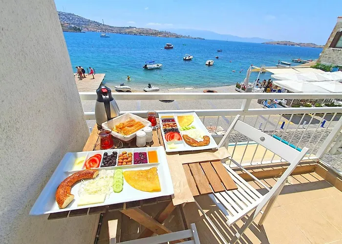 Midilli Hotell Foça